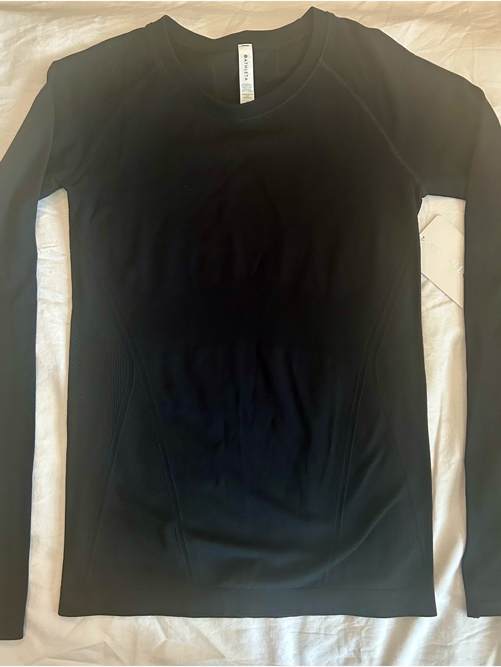 Athleta - Black Momentum Top (New With Tags)